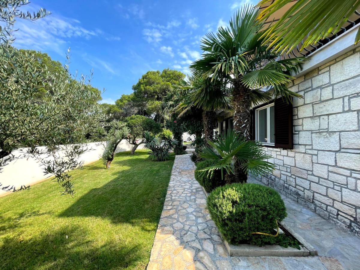 Villa Kos Rovinj Apartments Eksteriør billede